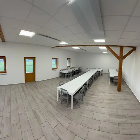 U Sportovniho Arealu A Koupaliste *